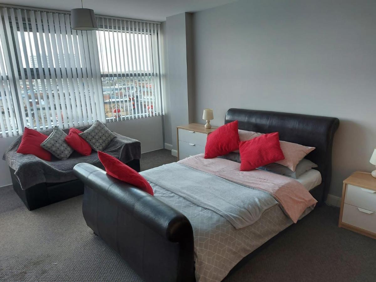 City Centre Penthouse Apartment Съндърланд Екстериор снимка